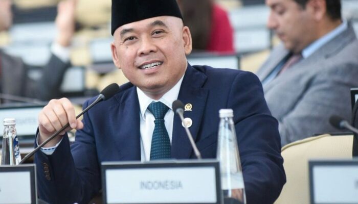 Heri Gunawan: Kritik Publik Harus Beretika, Rakyat Harus Didengar