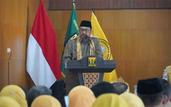 Bupati Sukabumi, Asep Japar saat menghadiri Pelantikan dan Pengukuhan Pengurus APSI