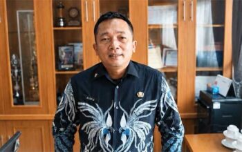 Kadisdik Kabupaten Sukabumi, Deden Sumpena