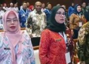 Kepala Diskumindag Kota Sukabumi, Een Rukmini, saat menghadiri Seminar