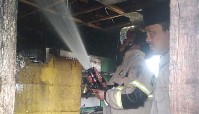 Ponpes Assalafiah Nurul Hikmah Sukabumi Terbakar