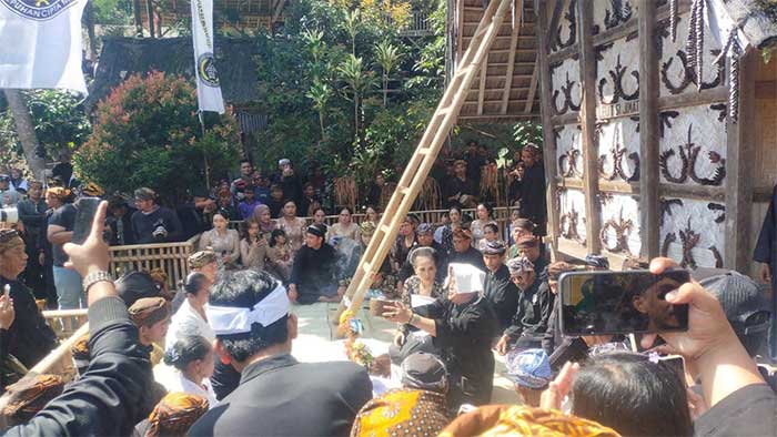 Seren Taun ke-447 Kasepuhan Ciptamulya