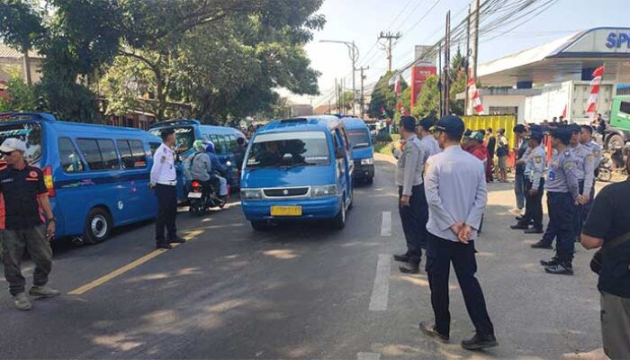 Terminal Cicurug Sukabumi Batal Pakai, Konflik Trayek 02 vs 09 Meletus