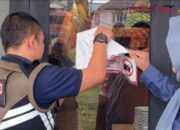 BPKPD Kota Sukabumi Cabut Stiker Peringatan di Resto Skilo