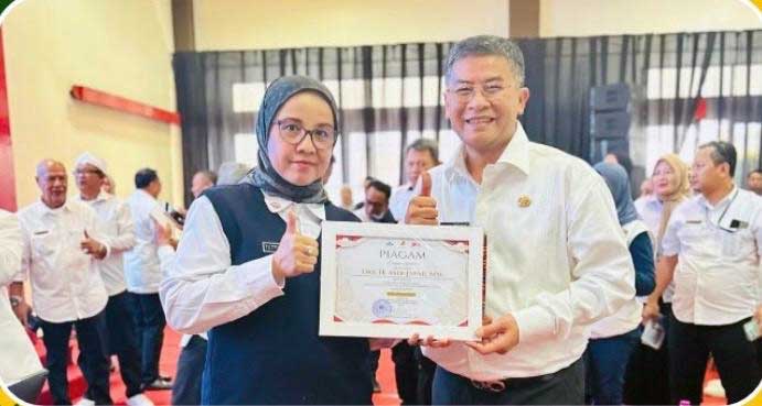 DKUKM Kabupaten Sukabumi Boyong Dua Anugerah Koperasi Jabar