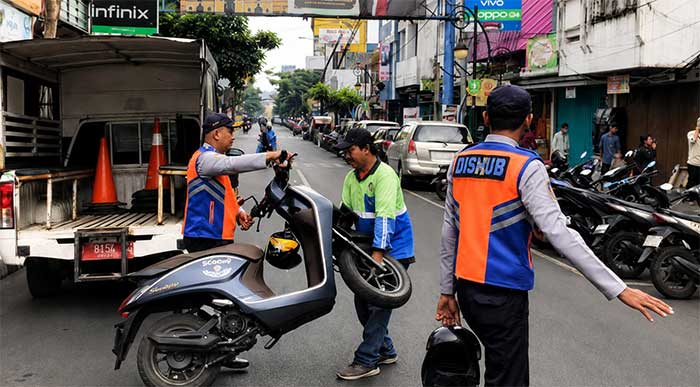 Dishub Kota Sukabumi Gencarkan Sapu Bersih Parkir Liar