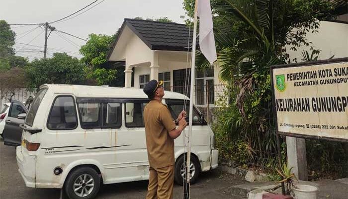Kelurahan Gunungpuyuh Gaungkan Gerakan Kibarkan Merah Putih