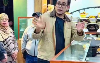Wakil Wali Kota Bobby Maulana saat meninjau Jalan Ahmad Yani