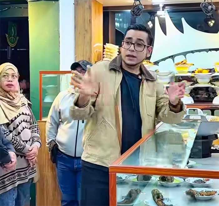 Wakil Wali Kota Bobby Maulana saat meninjau Jalan Ahmad Yani