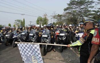 Bermotor Tembus Pelosok Selatan Sukabumi