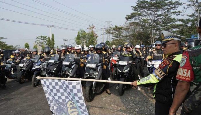 Bermotor Tembus Pelosok Selatan Sukabumi, Asep Japar Boyong Pejabat Serap Aspirasi Warga