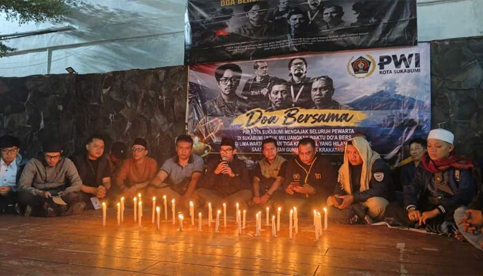 Wartawan Sukabumi Nyalakan Lilin, Doakan Lima Jurnalis Hilang